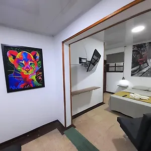 Gran Apartaestudio En Boston - Medellín