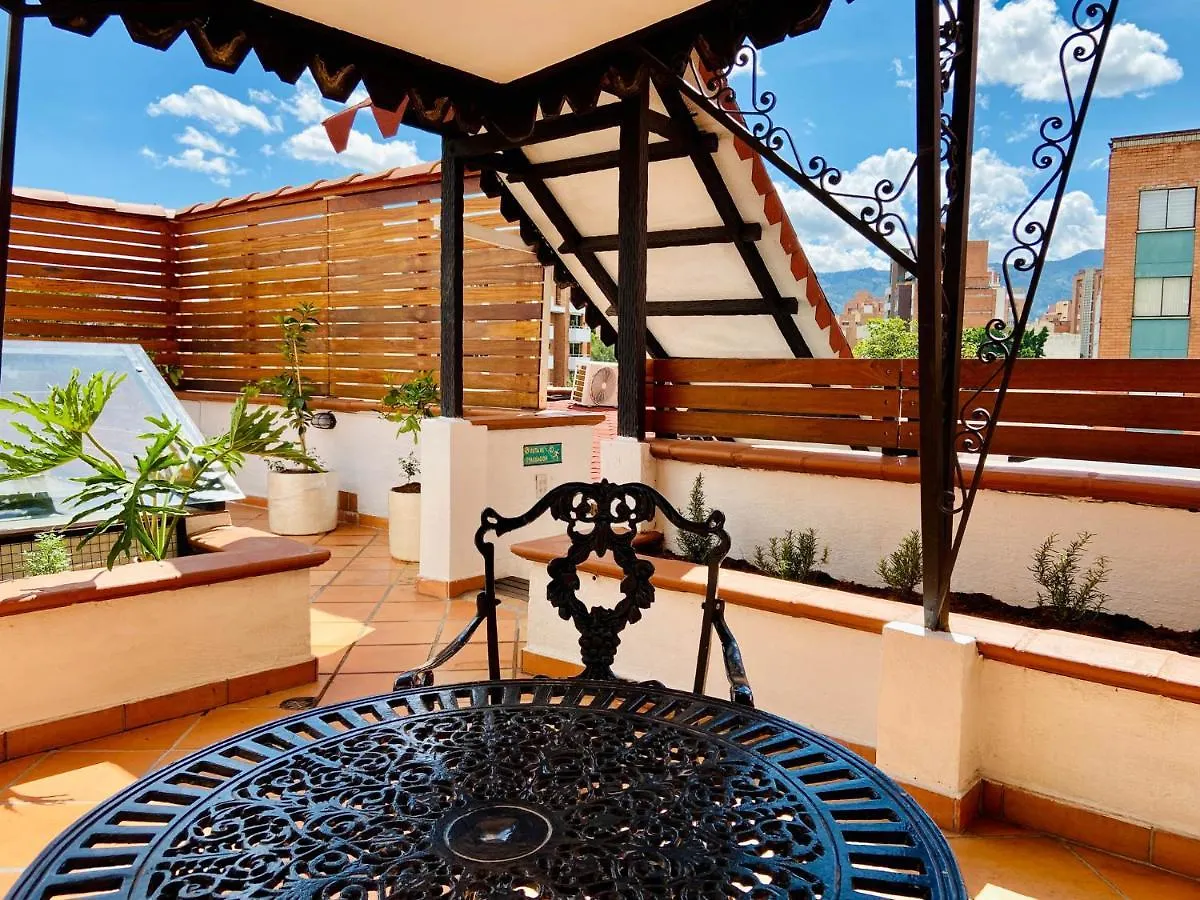 Casa Santafe - Coliving Hotel Medellin 0*,  Colombia