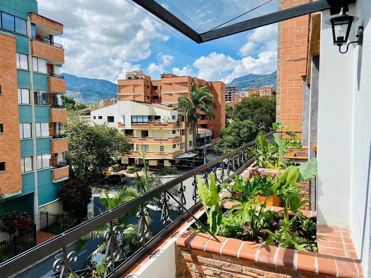 Casa Santafe - Coliving Hotel Medellin